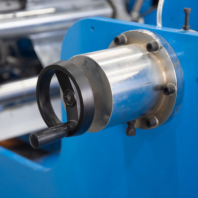 Машина для перемотки алюминиевой фольги для бытовых малых роллов 2500 кг 380 В