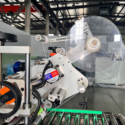 Полноавтоматическая машина с 4 шпинделями для сцепления пленки алюминиевой фольги